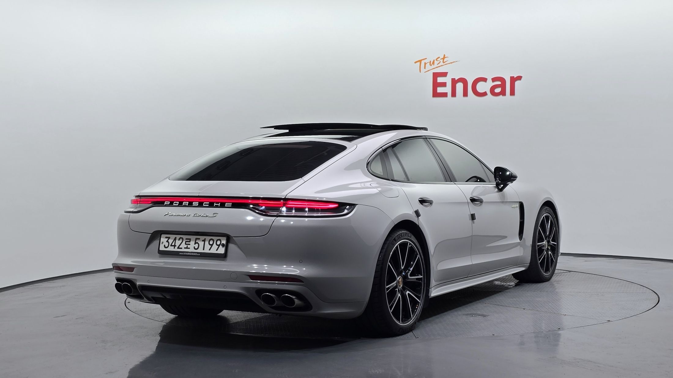 PORSCHE PANAMERA 971 2021