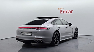 PORSCHE PANAMERA 971 2021