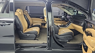 KIA CARNIVAL 2023
