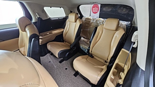 KIA CARNIVAL 2023