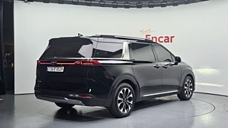 KIA CARNIVAL 2023