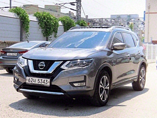 NISSAN X-TRAIL 2018