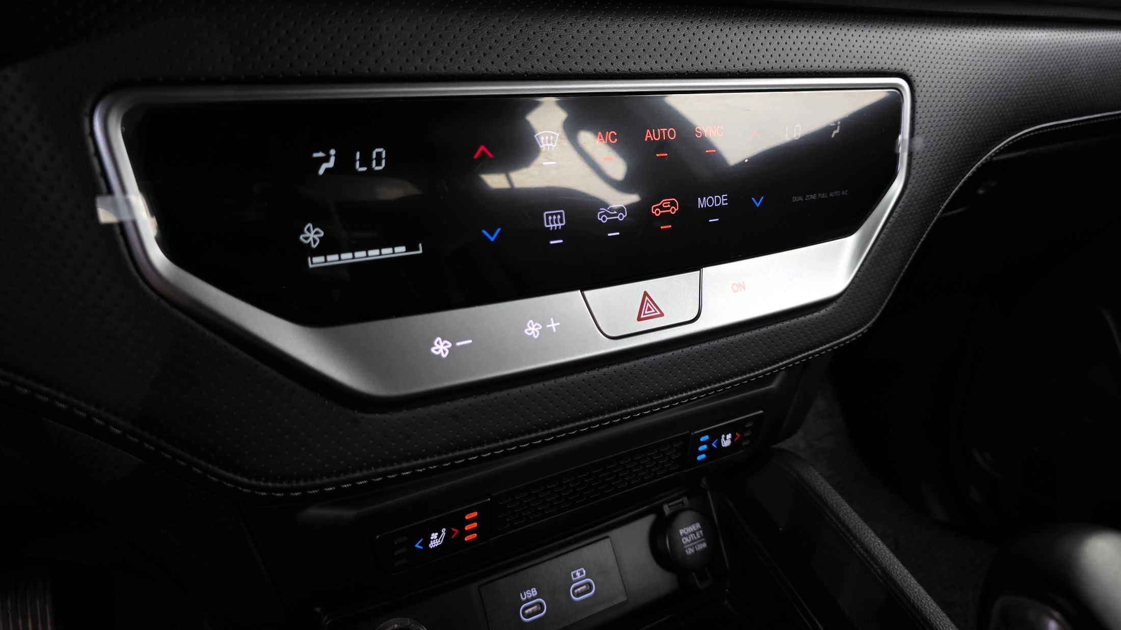 SSANGYONG REXTON SPORTS CAR 2024