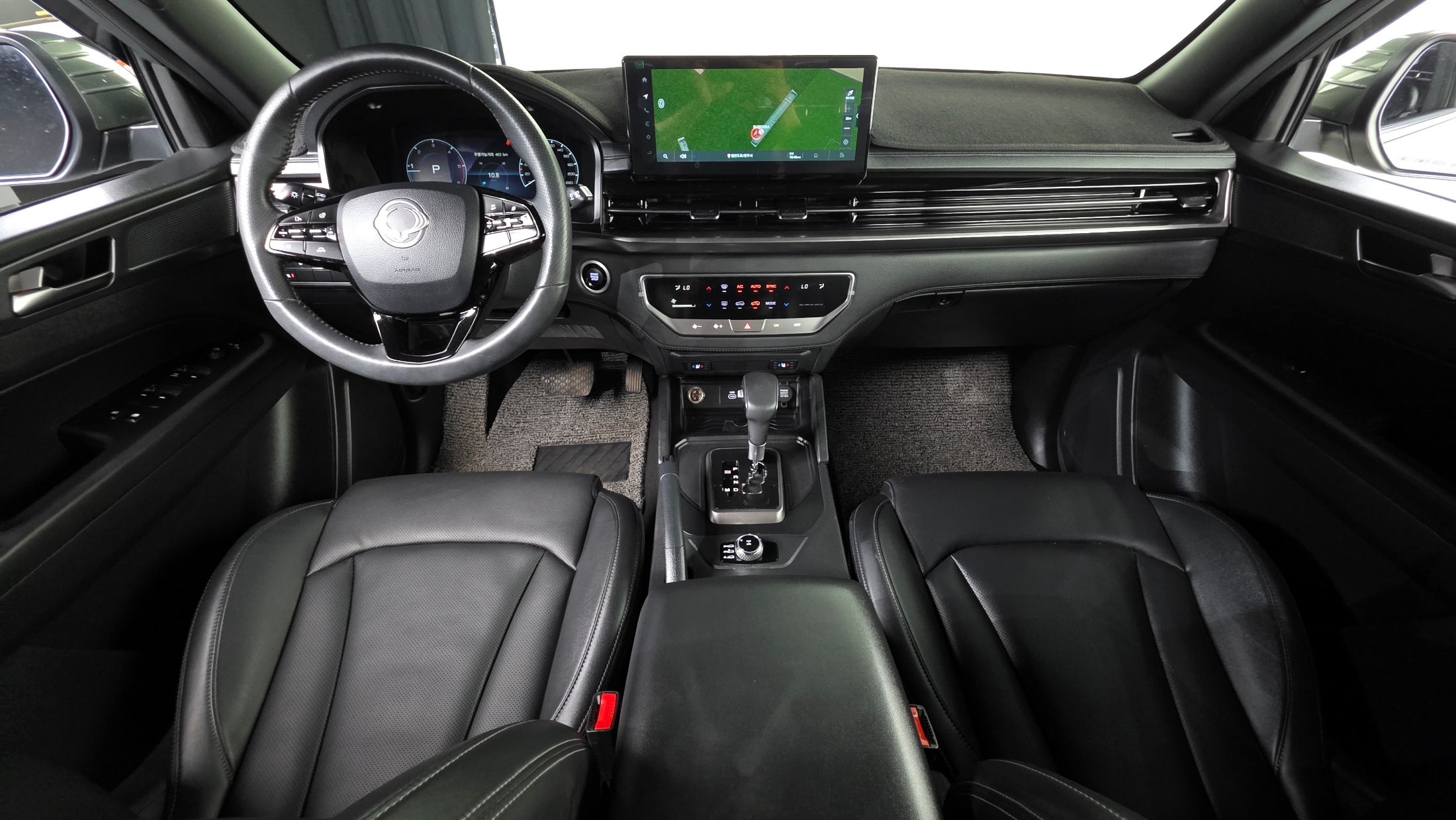 SSANGYONG REXTON SPORTS CAR 2024