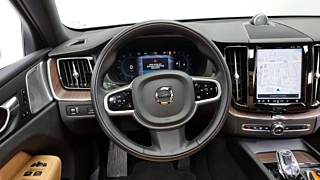 VOLVO XC60 2022