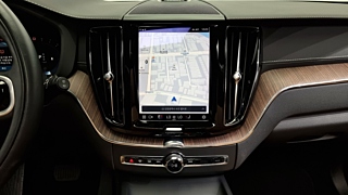 VOLVO XC60 2022