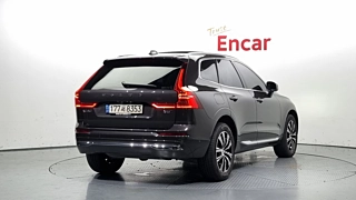 VOLVO XC60 2022