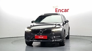 VOLVO XC60 2022