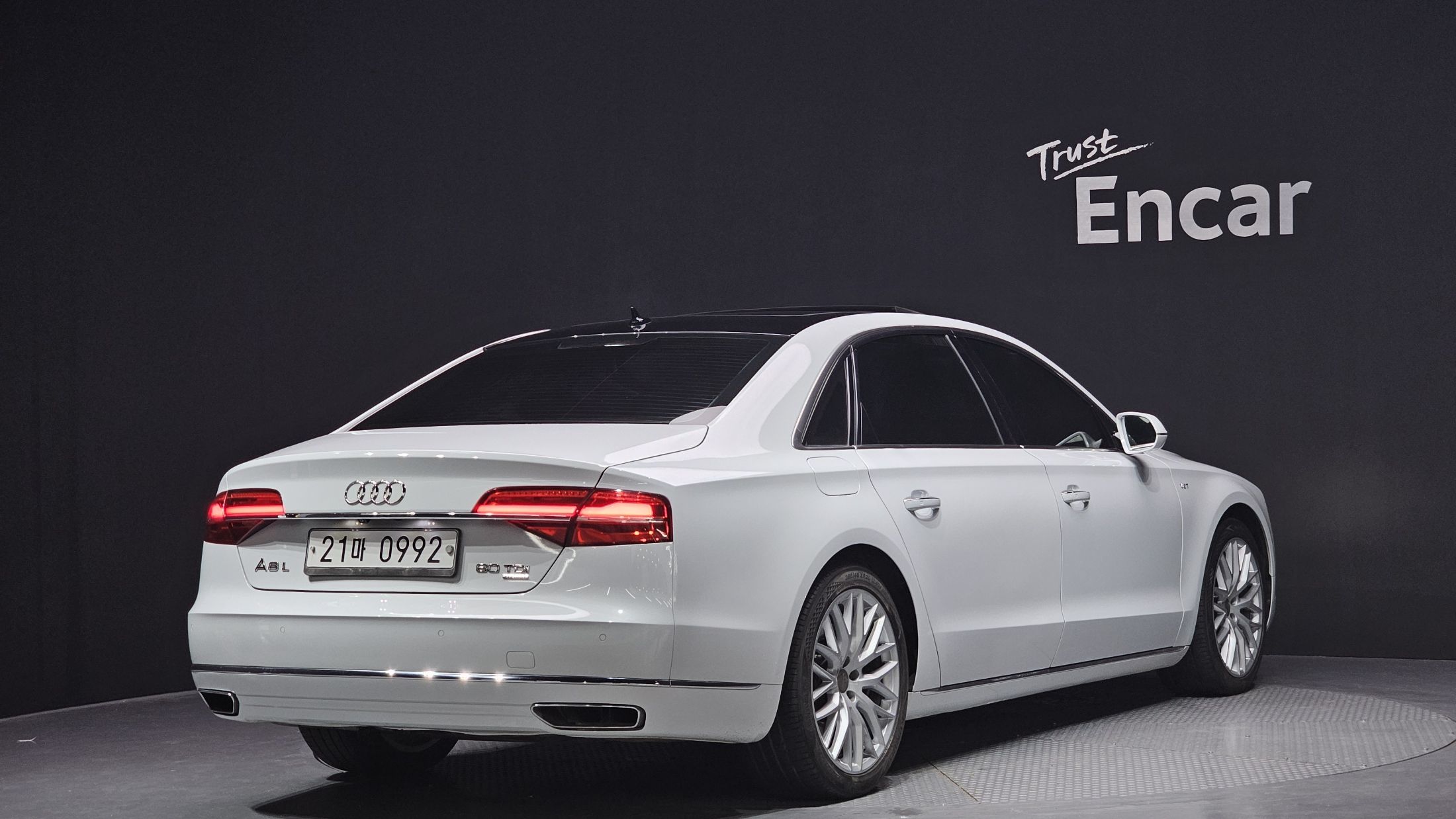 AUDI A8 2015