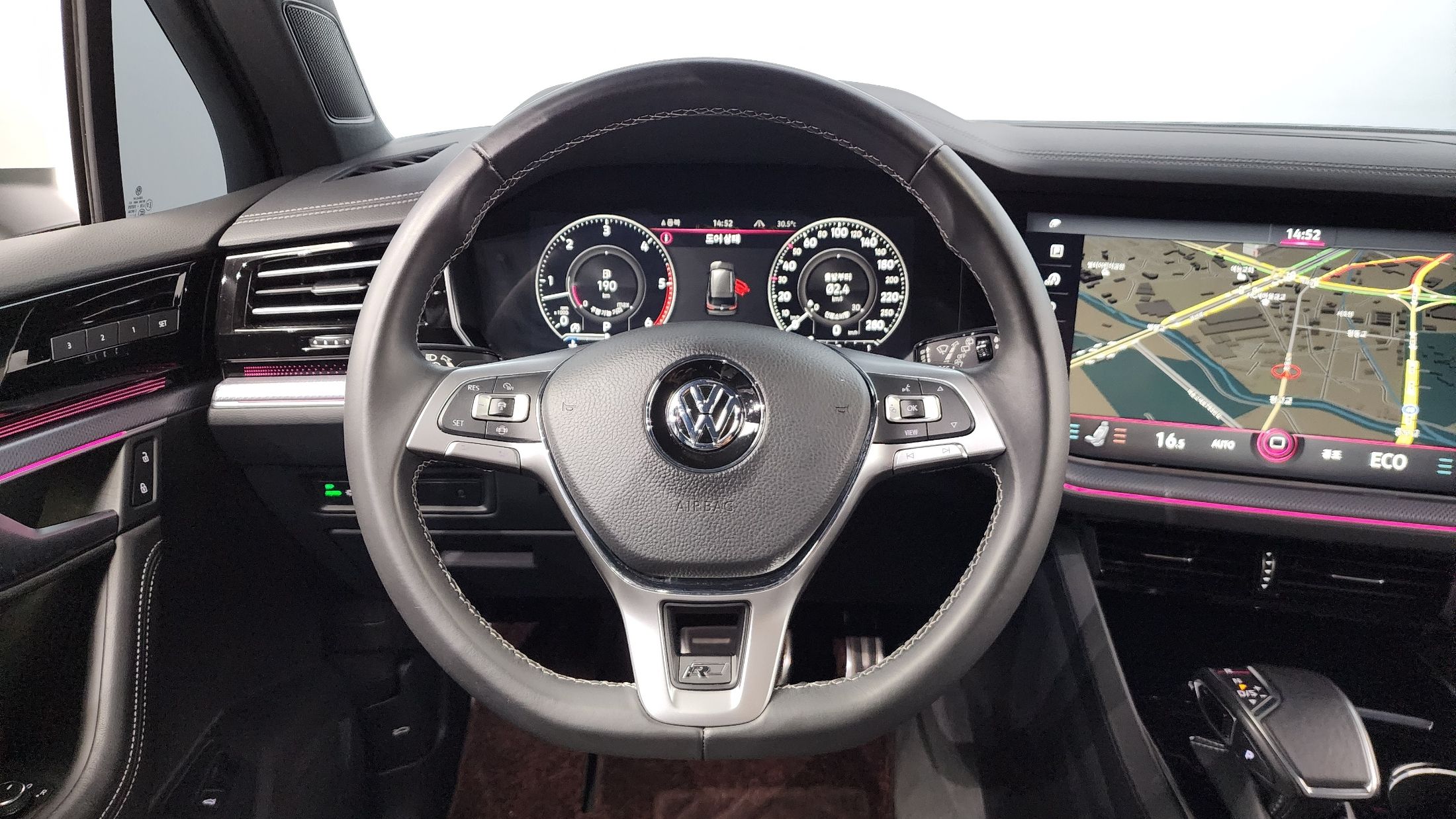 VOLKSWAGEN TOUAREG 2020