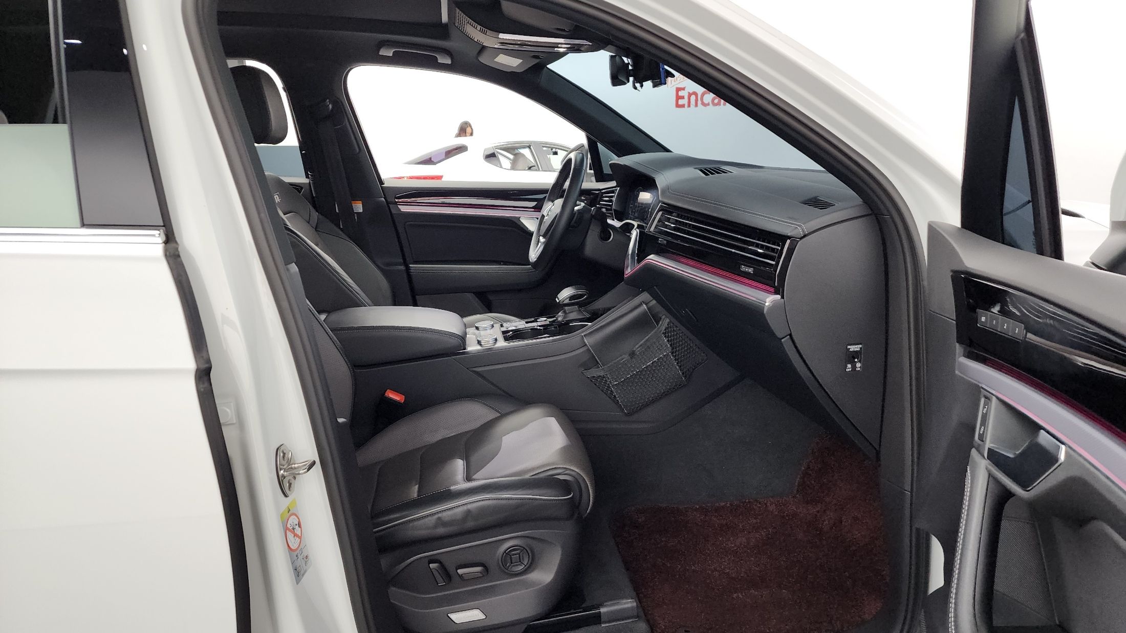 VOLKSWAGEN TOUAREG 2020