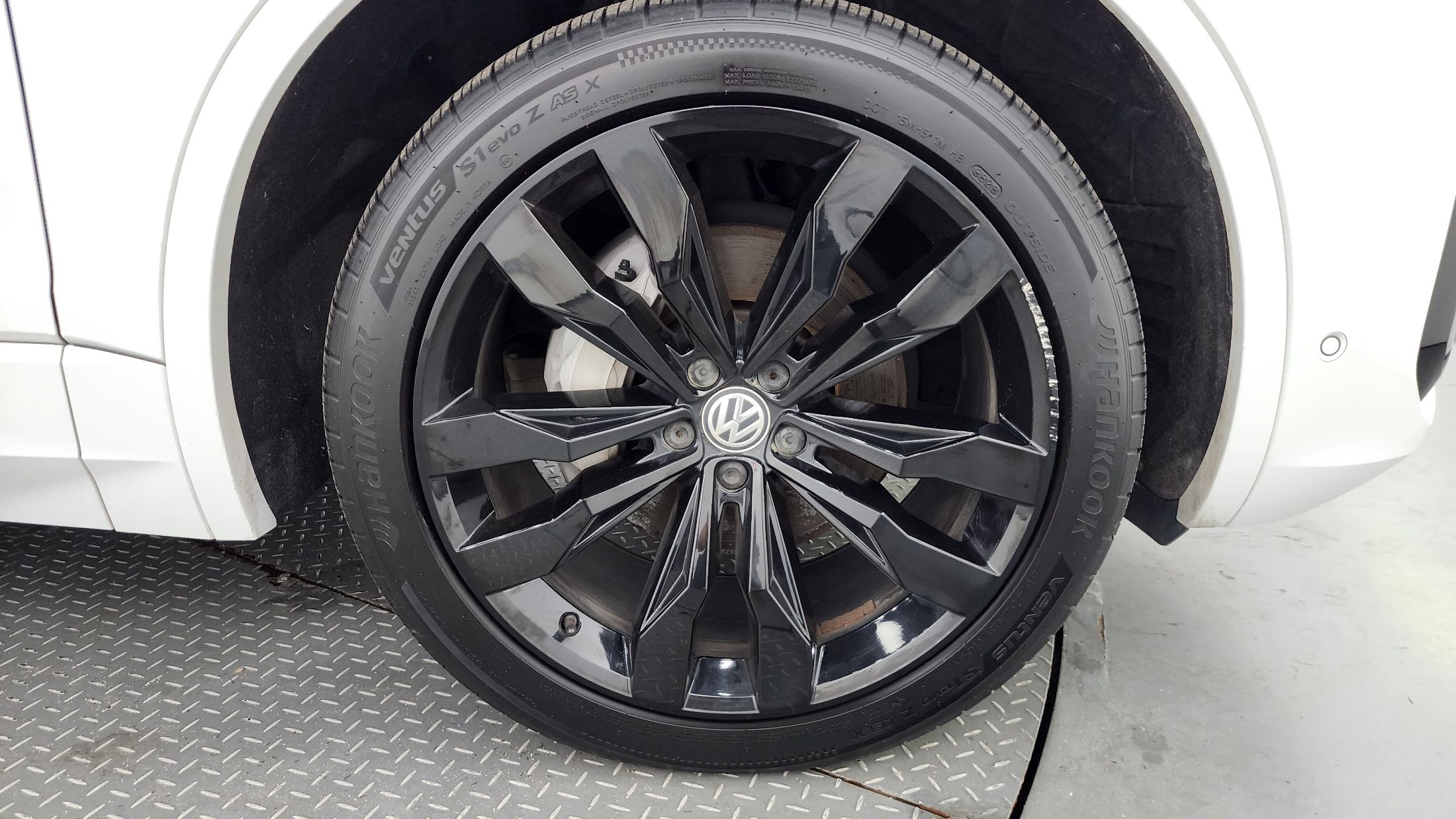 VOLKSWAGEN TOUAREG 2020