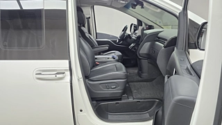 HYUNDAI STARIA  4WD Lounge 7 Seater 2021