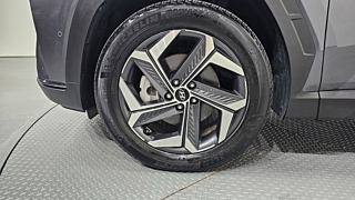 HYUNDAI TUCSON NX4 2022