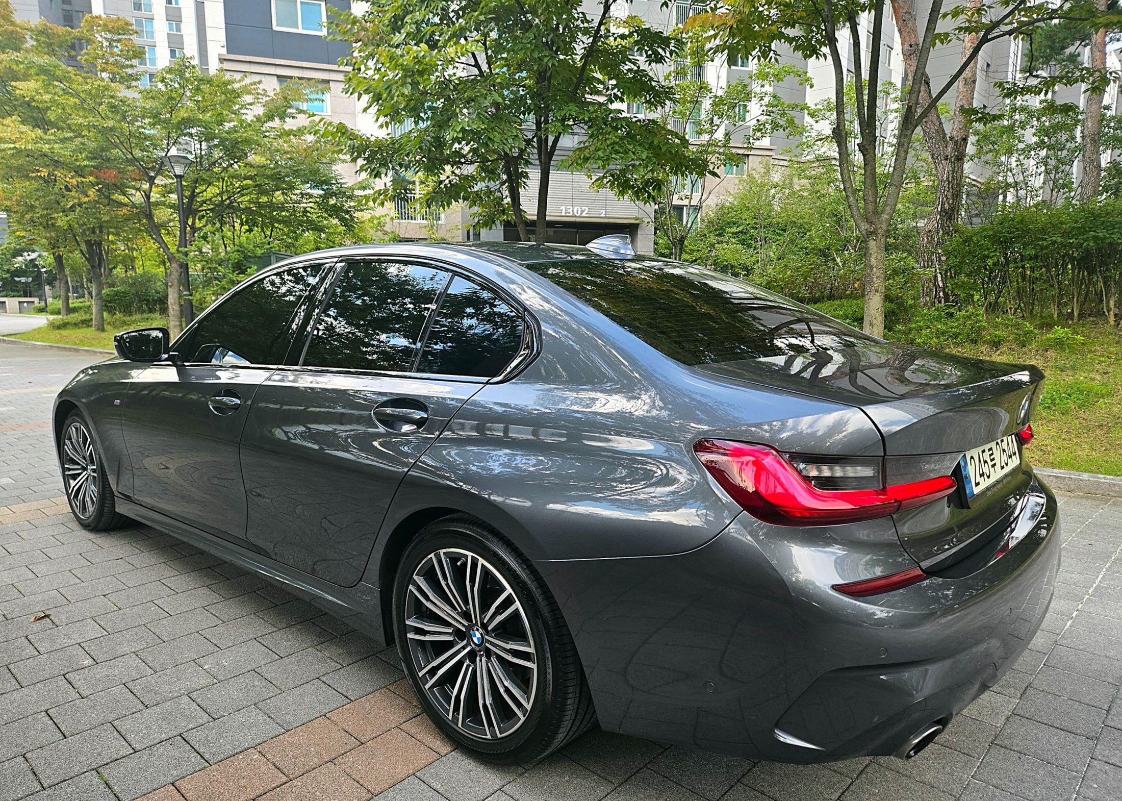 BMW 3-SERIES G20 2021