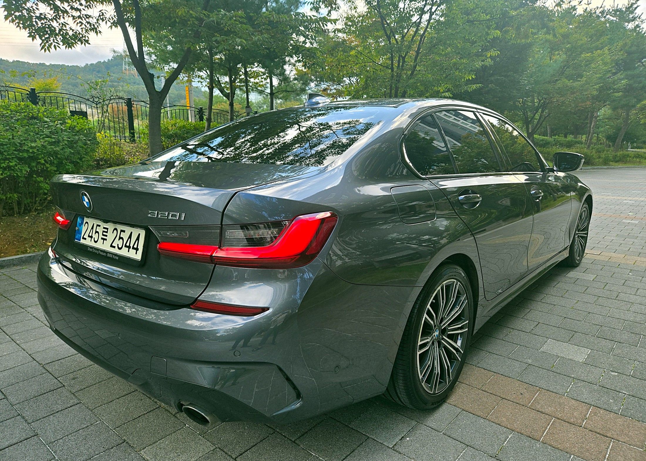 BMW 3-SERIES G20 2021