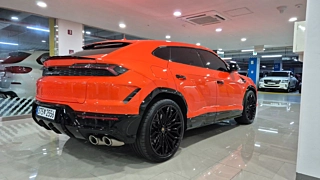 Заказать LAMBORGHINI URUS