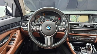 BMW 5-SERIES F10 2016