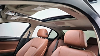 BMW 5-SERIES F10 2016