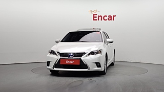 LEXUS CT200H 2016