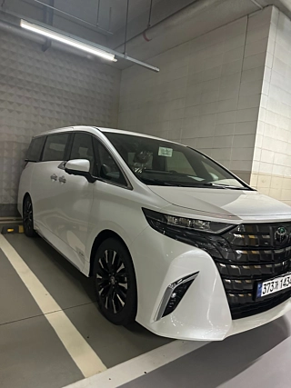 Заказать TOYOTA ALPHARD