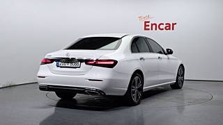 MERCEDES BENZ E-CLASS W213 2022