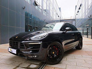 PORSCHE MACAN 2016
