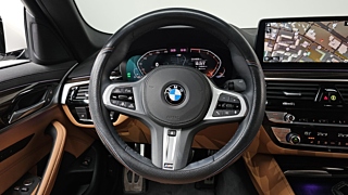 BMW 5-SERIES G30 2021