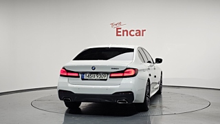 BMW 5-SERIES G30 2021