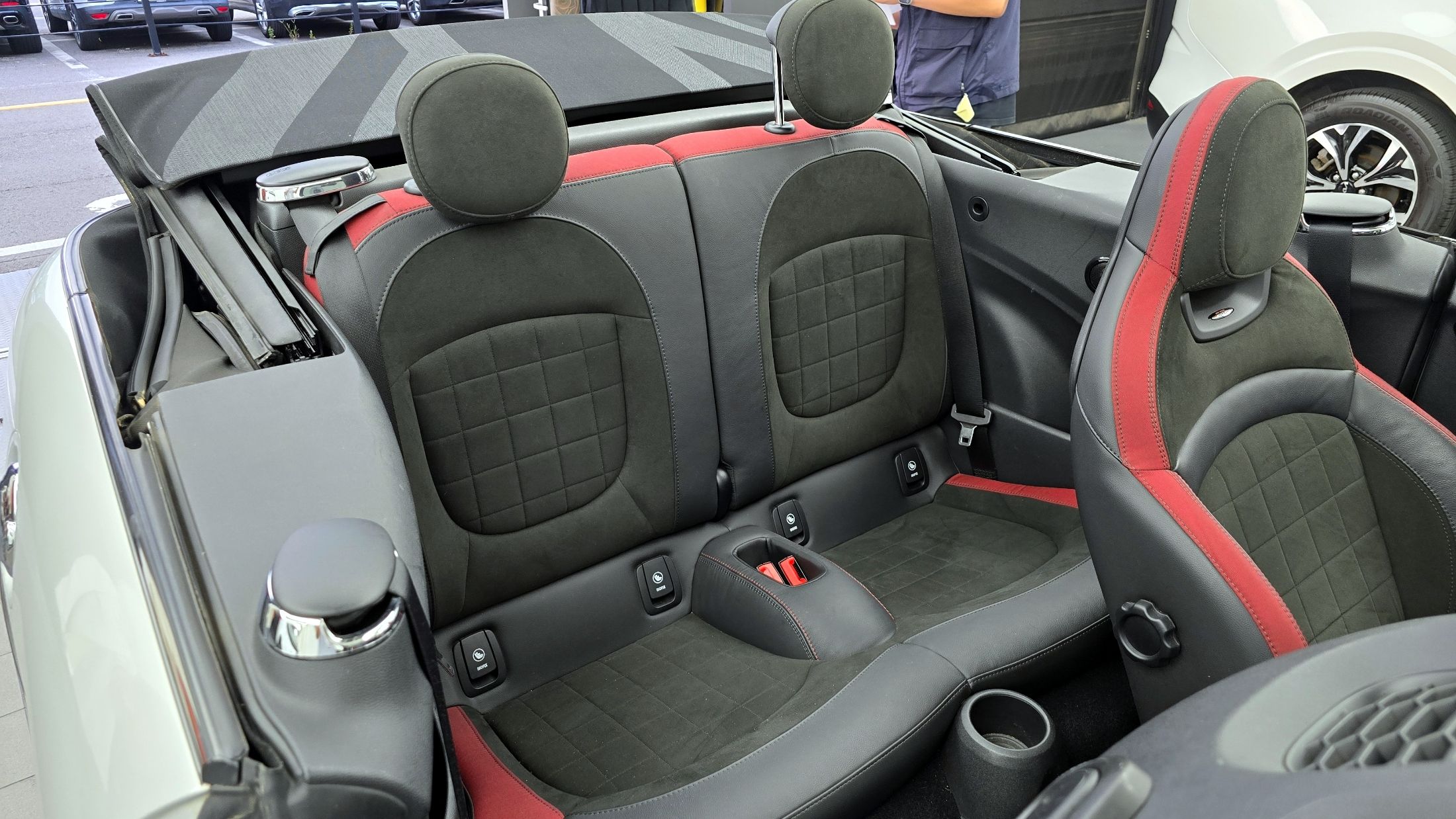 MINI COOPER S CONVERTIBLE 2018