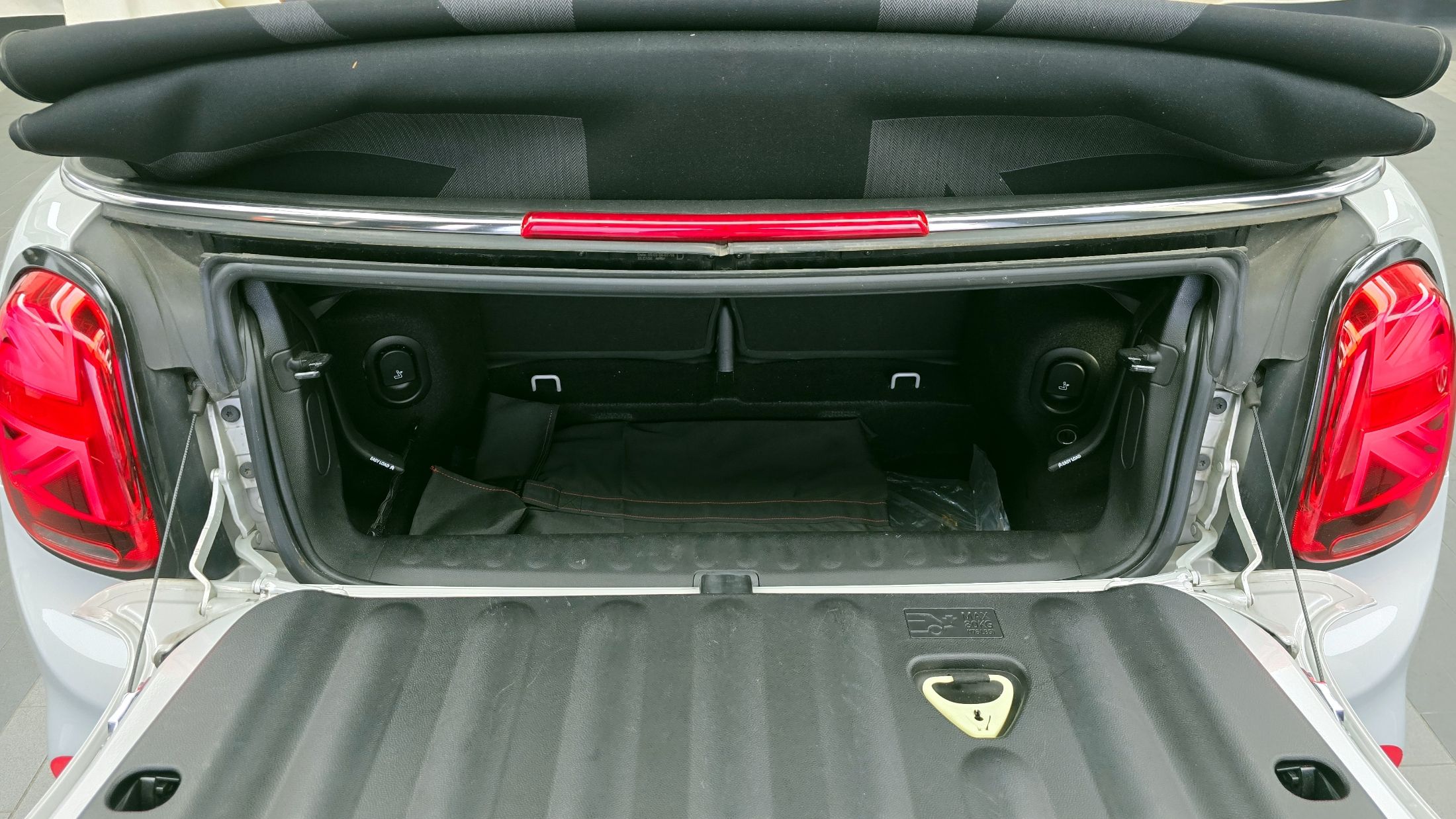 MINI COOPER S CONVERTIBLE 2018