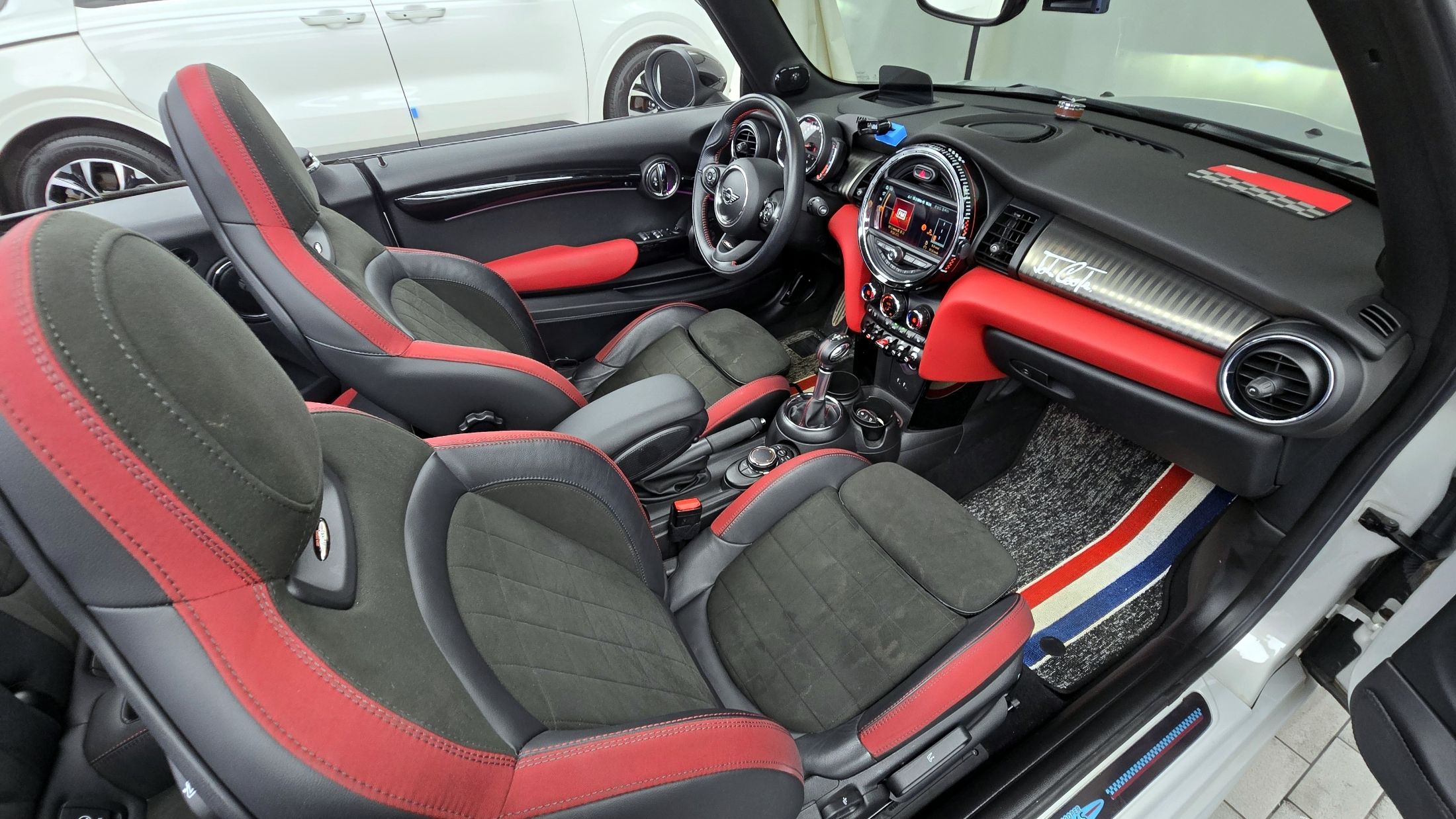 MINI COOPER S CONVERTIBLE 2018