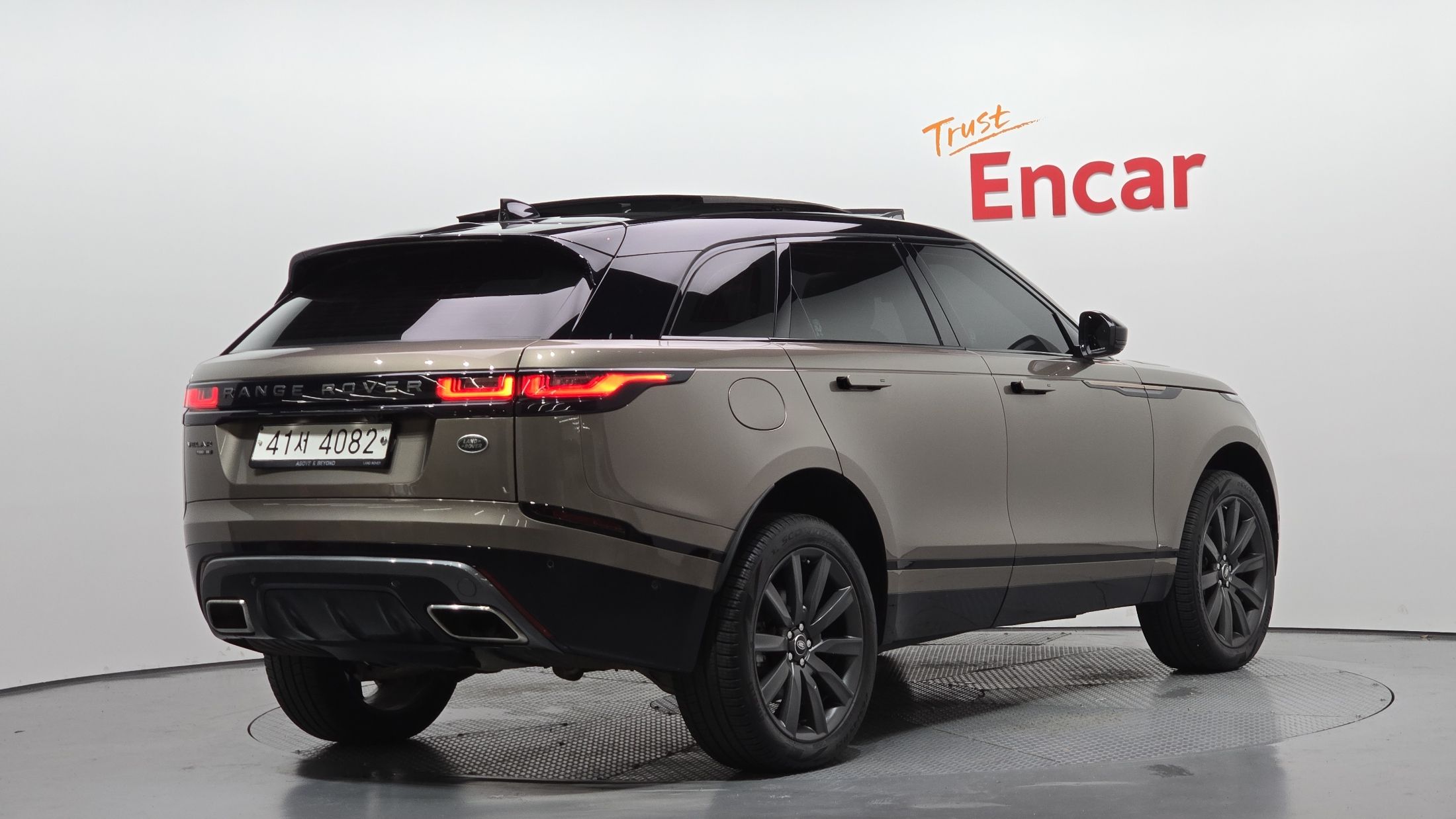 LAND ROVER RANGE ROVER VELAR 2017