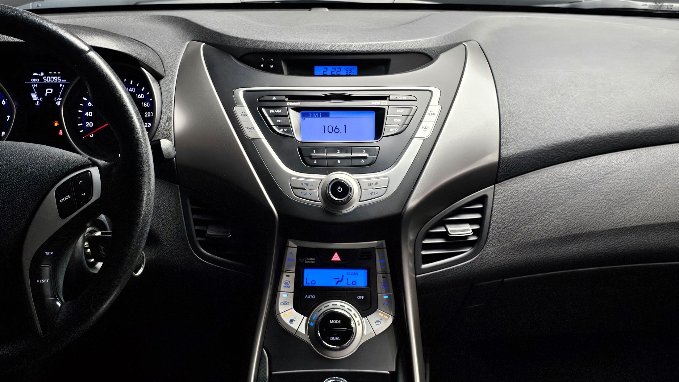 HYUNDAI AVANTE MD 2010