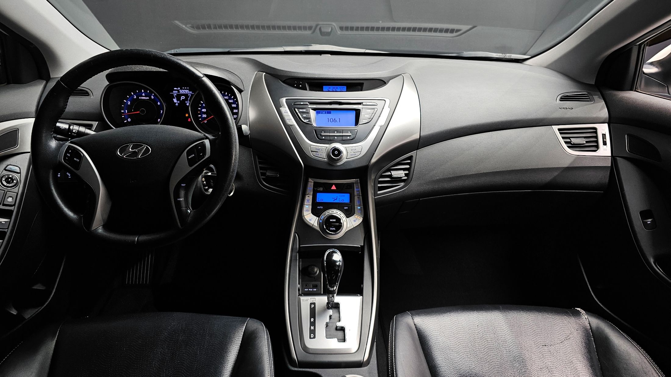 HYUNDAI AVANTE MD 2010