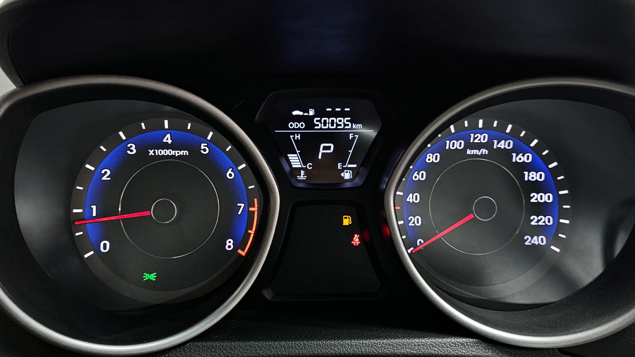 HYUNDAI AVANTE MD 2010