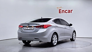 HYUNDAI AVANTE MD