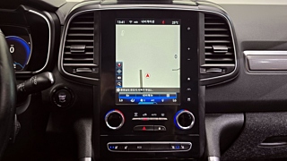 SAMSUNG QM6 2018