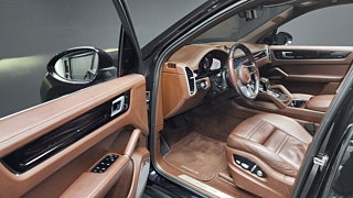 PORSCHE CAYENNE PO536 2019