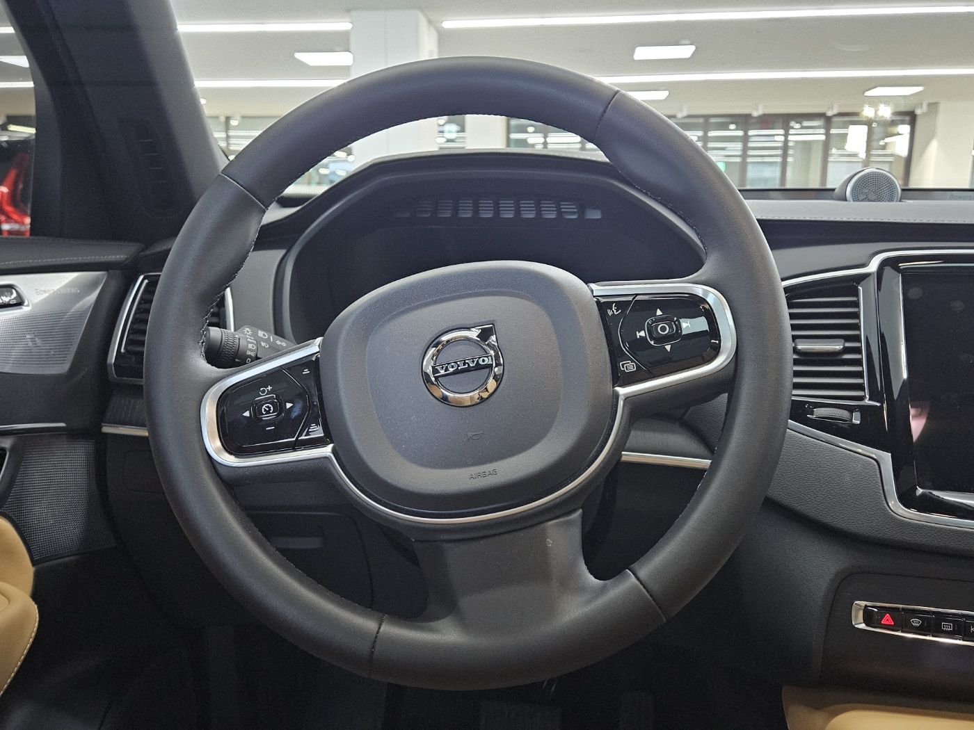 VOLVO XC90 2024