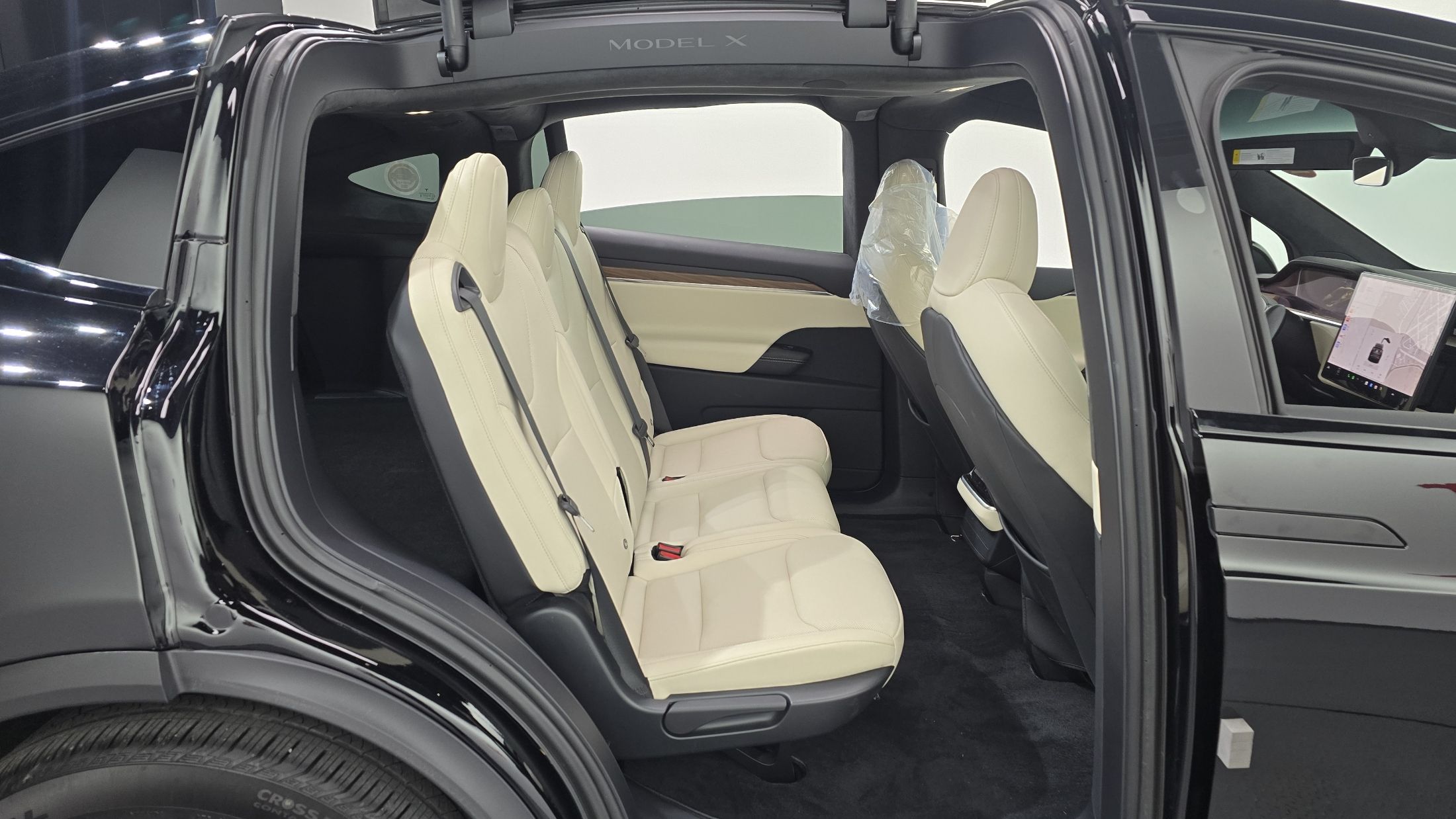 TESLA MODEL X 2024