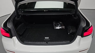 BMW 5-SERIES G30 2023