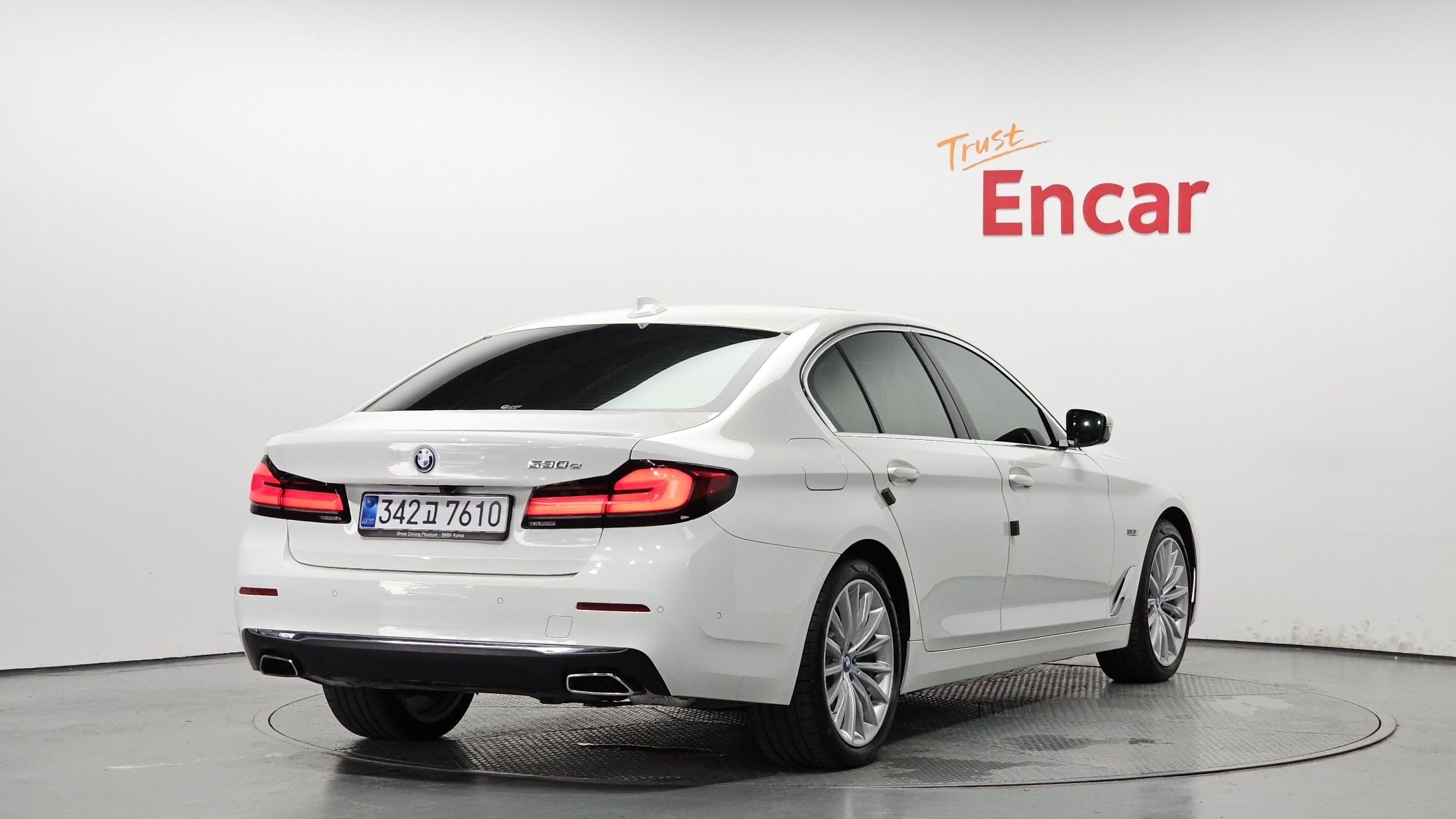 BMW 5-SERIES G30 2023