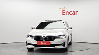 BMW 5-SERIES G30 2023