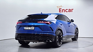 LAMBORGHINI URUS 2019