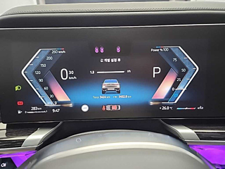 BMW 7-SERIES G70 2025