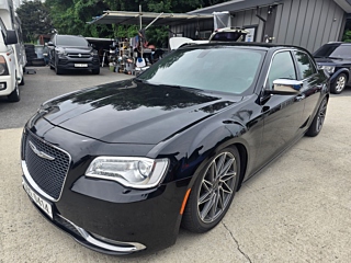 Заказать CHRYSLER 300C