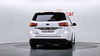 KIA CARNIVAL 2018