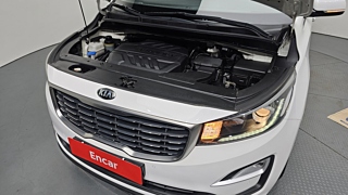 KIA CARNIVAL 2018