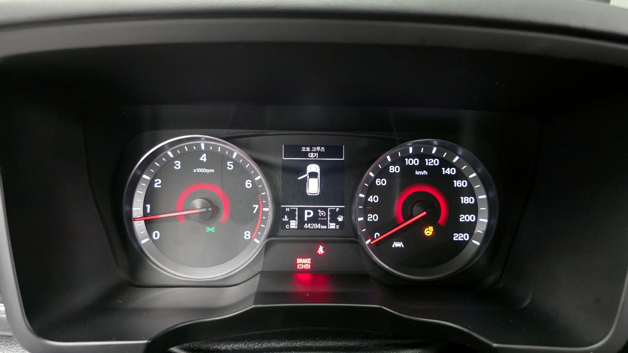 SSANGYONG TIVOLI VERY NEW 2021